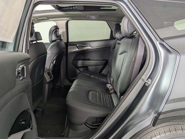 Photo of 2025 Shadow Matte Gray Kia Sportage Hybrid