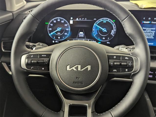 Photo of 2025 Shadow Matte Gray Kia Sportage Hybrid