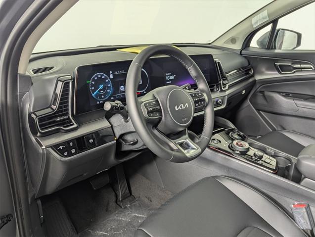 Photo of 2025 Shadow Matte Gray Kia Sportage Hybrid