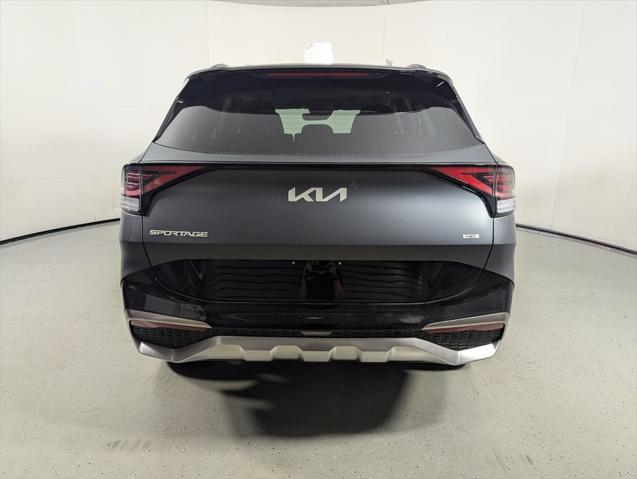 Photo of 2025 Shadow Matte Gray Kia Sportage Hybrid