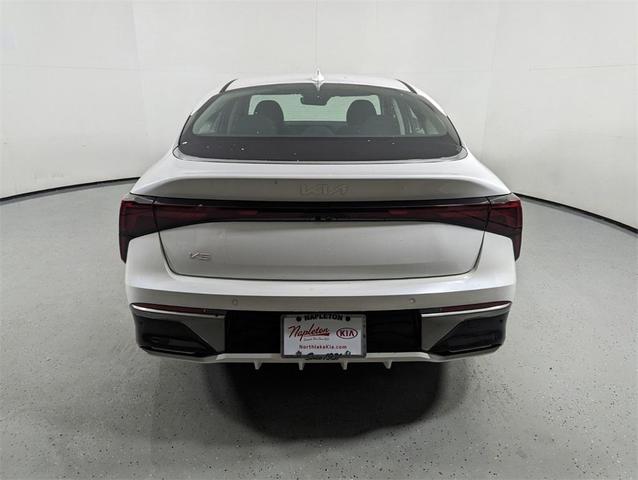 Photo of 2025 Snow White Pearl Kia K5
