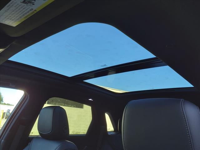 Photo of 2020 Dark Mocha Metallic Cadillac XT5