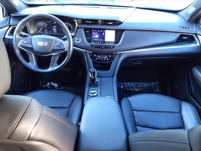Photo of 2020 Dark Mocha Metallic Cadillac XT5