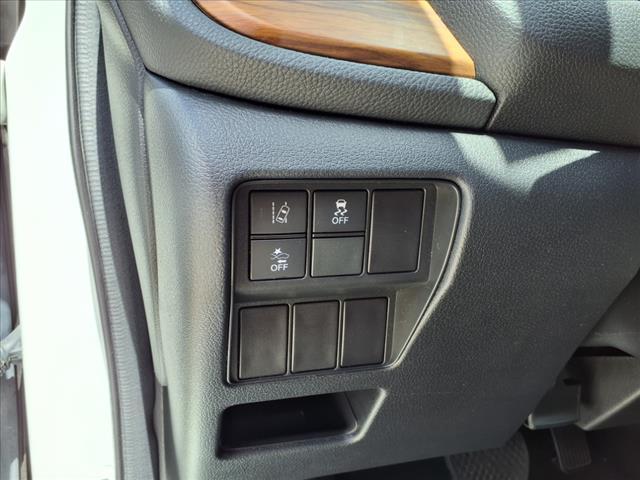 Photo of 2022 Platinum White Pearl Honda CR-V