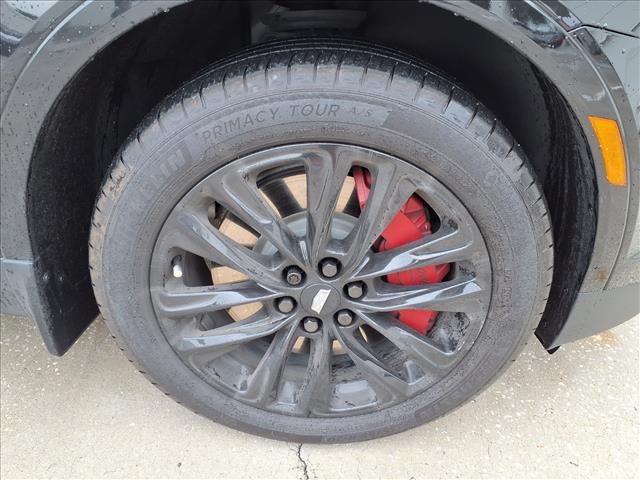 Photo of 2022 Stellar Black Metallic Cadillac XT5