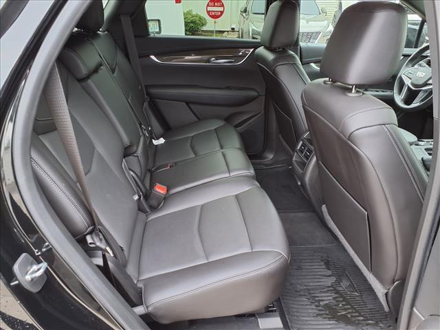 Photo of 2022 Stellar Black Metallic Cadillac XT5