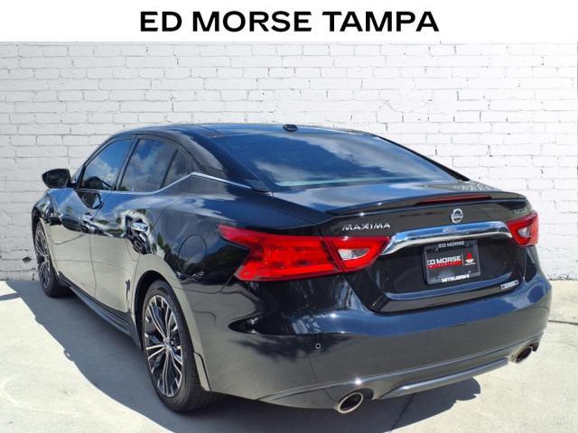 Photo of 2017 Super Black Nissan Maxima