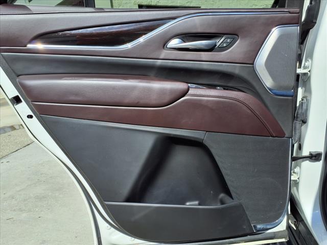 Photo of 2021 Crystal White Tricoat Cadillac Escalade