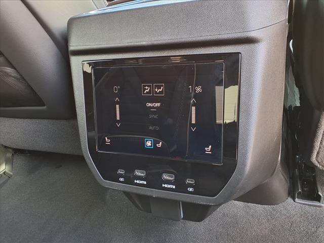 Photo of 2025 White Frost Tricoat GMC Yukon