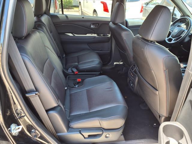 Photo of 2022 Crystal Black Pearl Honda Pilot
