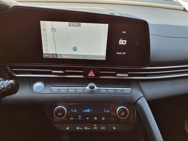 Photo of 2023 Onyx Black Hyundai ELANTRA