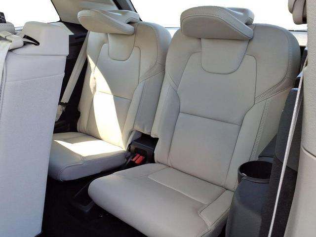 Photo of 2022 Denim Blue Metallic Volvo XC90