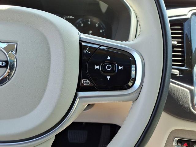 Photo of 2022 Denim Blue Metallic Volvo XC90