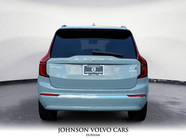 Photo of 2025 Grey Volvo XC90
