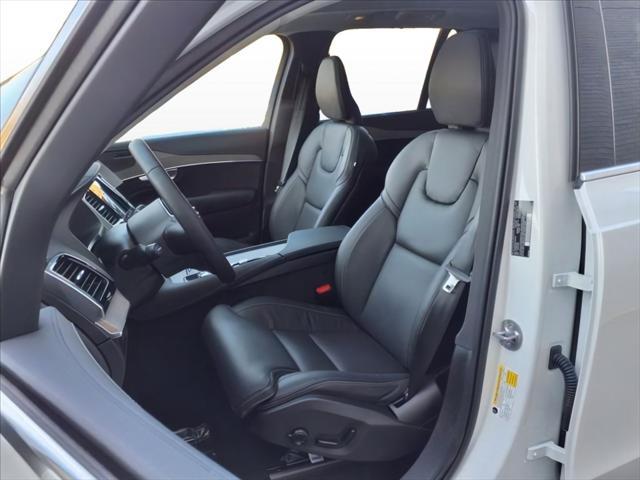Photo of 2025 Crystal White Volvo XC90 Plug-In Hybrid