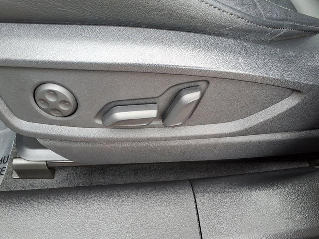 Photo of 2024 White Audi Q5