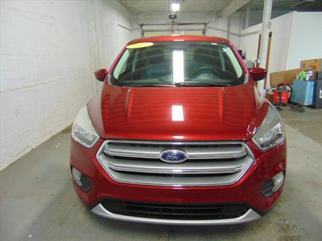 Photo of 2017 Red Ford Escape