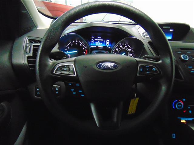 Photo of 2017 Red Ford Escape
