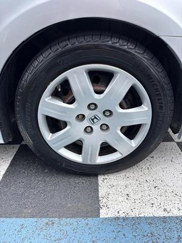 Photo of 2010 Silver Honda Civic