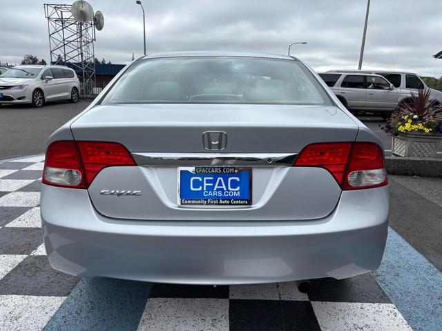 Photo of 2010 Silver Honda Civic