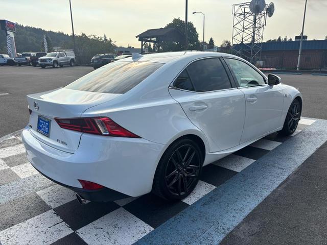 Photo of 2016 White Lexus IS 350