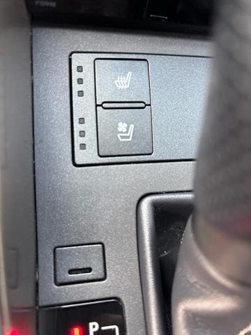 Photo of 2016 White Lexus IS 350