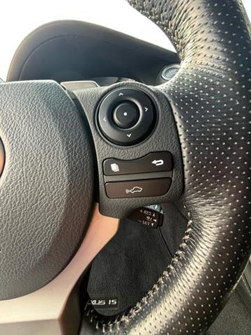 Photo of 2016 White Lexus IS 350