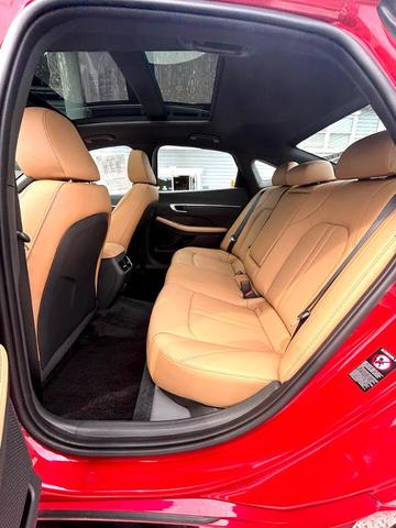 Photo of 2022 Ruby Hyundai SONATA