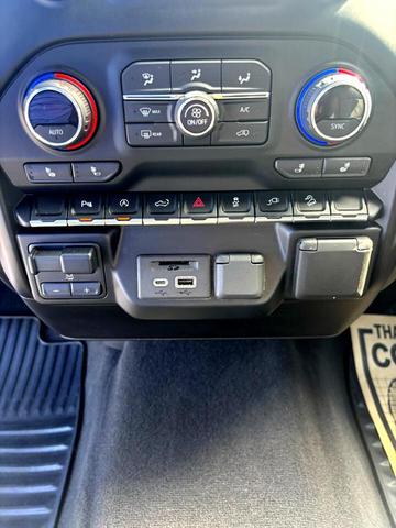 Photo of 2021 White Chevrolet Silverado 1500