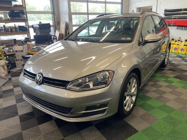 2017 Volkswagen Golf Sportwagen