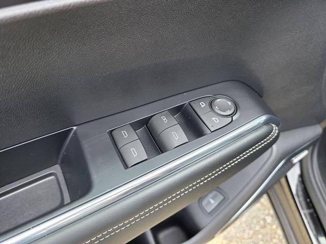 Photo of 2024 Ebony Twilight Metallic GMC Acadia