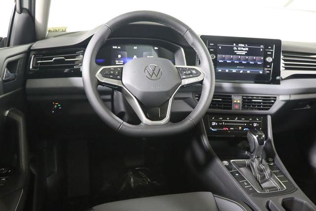 Photo of 2025 Opal White Pearl Effect Volkswagen Jetta