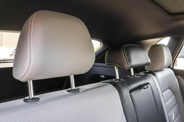Photo of 2024 Opal White Pearl Effect Volkswagen Atlas Cross Sport