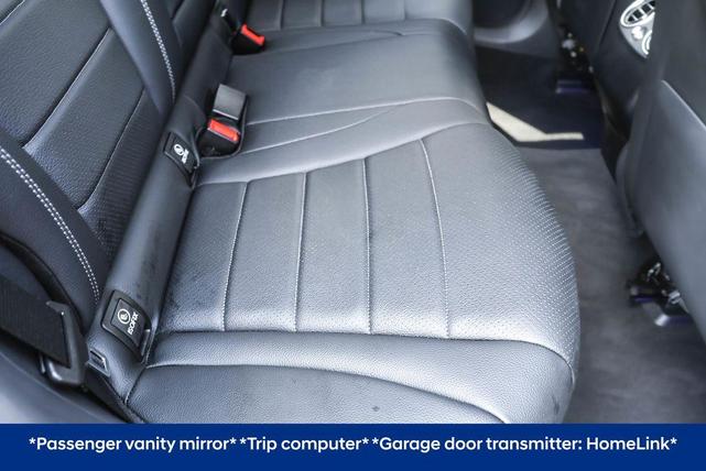 Photo of 2022 Black Mercedes-Benz GLC 300