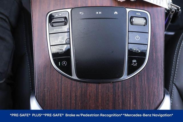 Photo of 2022 Black Mercedes-Benz GLC 300