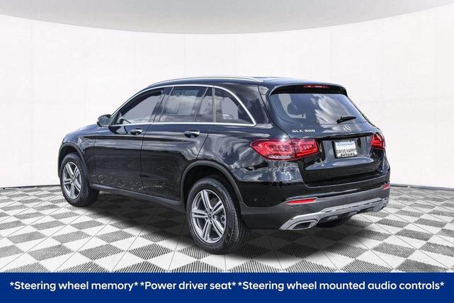 Photo of 2022 Black Mercedes-Benz GLC 300