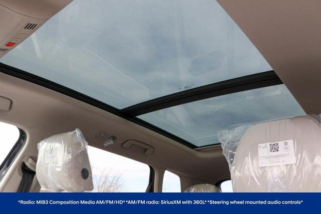 Photo of 2025 Deep Black Pearl Effect Volkswagen Taos