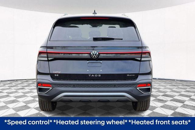 Photo of 2025 Deep Black Pearl Effect Volkswagen Taos