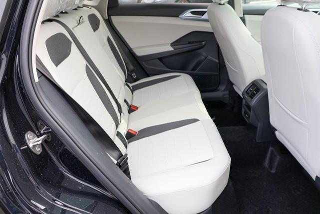 Photo of 2025 Deep Black Pearl Effect Volkswagen Taos