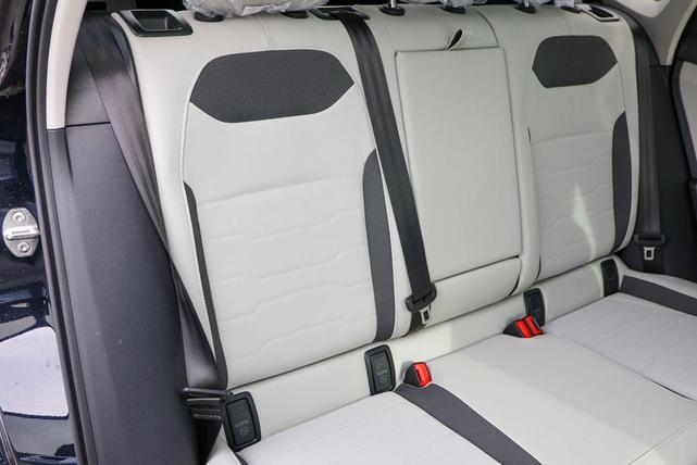 Photo of 2025 Deep Black Pearl Effect Volkswagen Taos