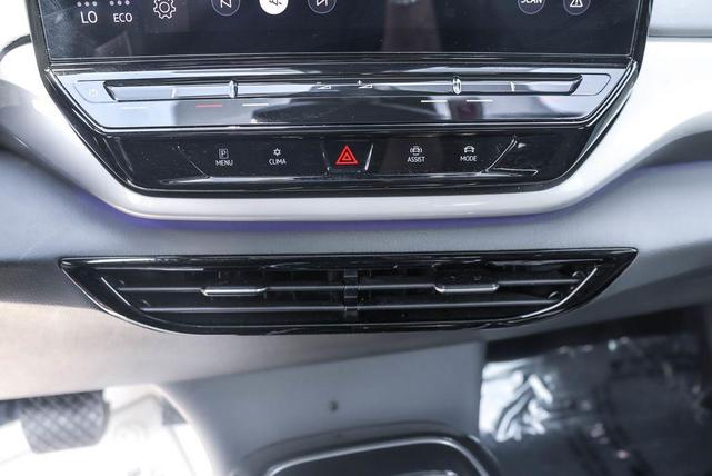 Photo of 2023 Deep Black Pearl Effect Volkswagen ID.4