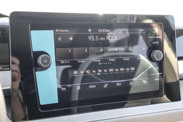 Photo of 2025 Monterey Blue Pearl Volkswagen Taos