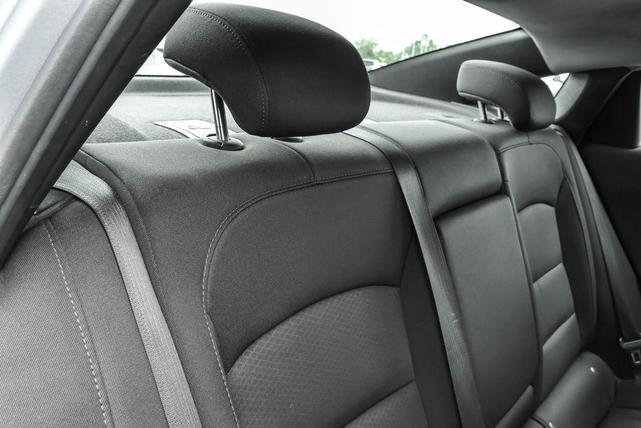 Photo of 2018 Silver Ice Metallic Chevrolet Malibu