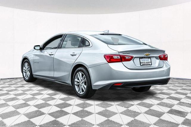 Photo of 2018 Silver Ice Metallic Chevrolet Malibu