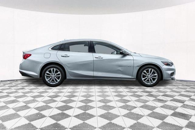 Photo of 2018 Silver Ice Metallic Chevrolet Malibu