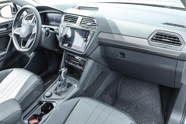 Photo of 2024 Pyrite Silver Metallic Volkswagen Tiguan