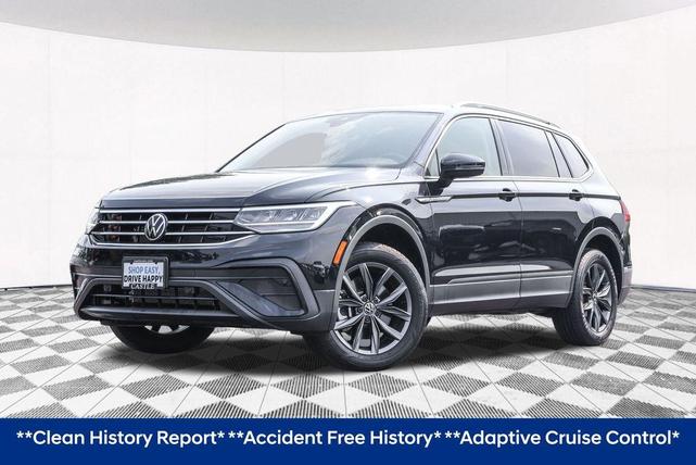 Photo of 2023 Deep Black Pearl Effect Volkswagen Tiguan