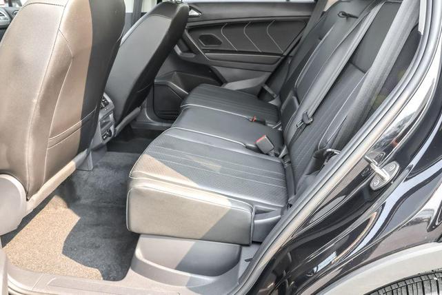 Photo of 2023 Deep Black Pearl Effect Volkswagen Tiguan