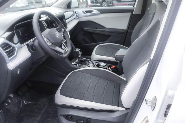Photo of 2025 Pure White Volkswagen Taos
