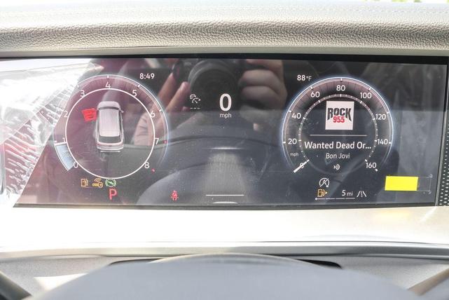 Photo of 2025 Platinum Gray Metallic Volkswagen Tiguan